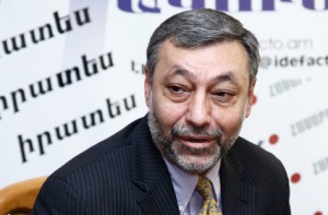 бывший глава МИД Армении Александр Арзуманян