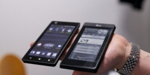 amazon-kindle-smartphone-e-ink-prototype-2-1