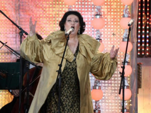 1324f941a371c64f886cac32fed0a741