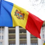 Возвращение к истокам: как Россия мешает молдавским депутатам станцевать хору и уйти в Кодры